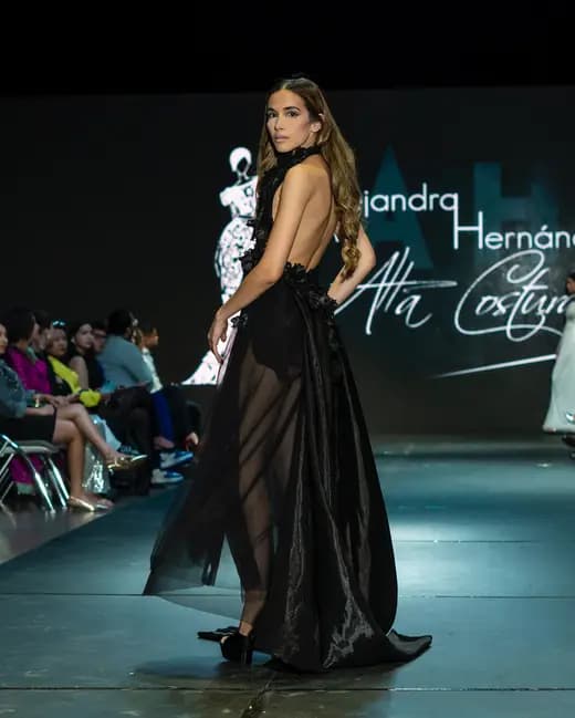 Alejandra Hernández — Primera edición — foto 3