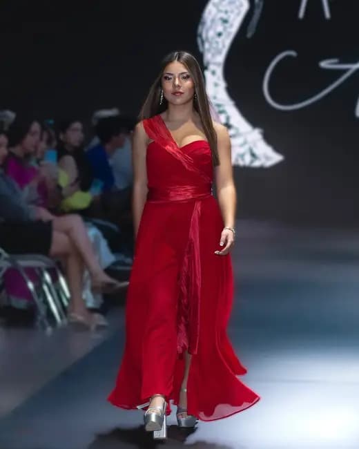 Alejandra Hernández — Primera edición — foto 8
