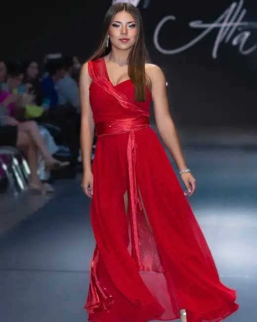 Alejandra Hernández — Primera edición — foto 9