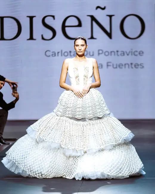 Diseño UC — Primera edición — foto 5