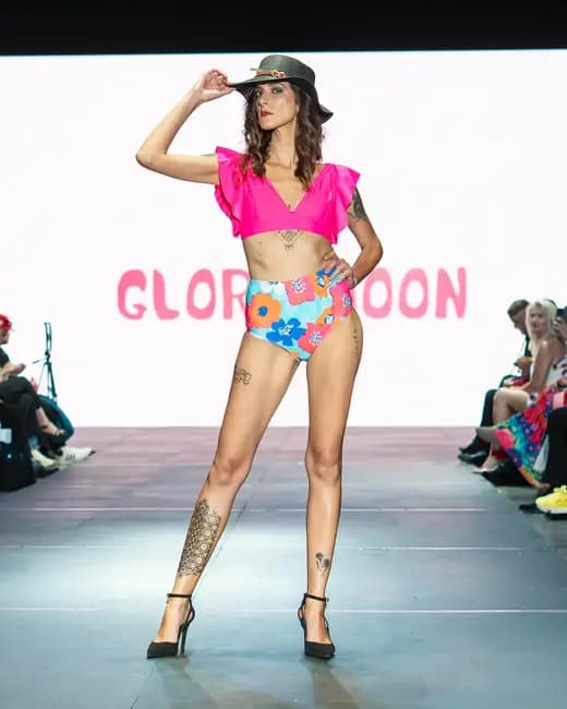 Gloriahoon — Primera edición — foto 4