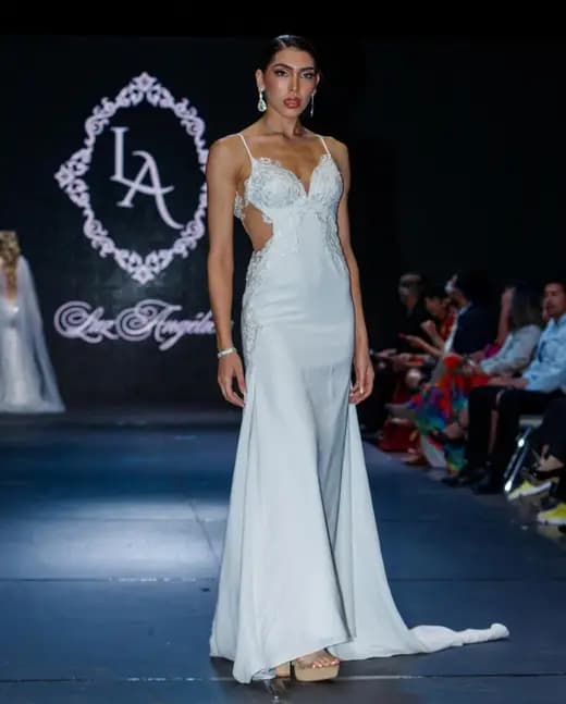 Luz Angélica Novias — Primera edición — foto 6