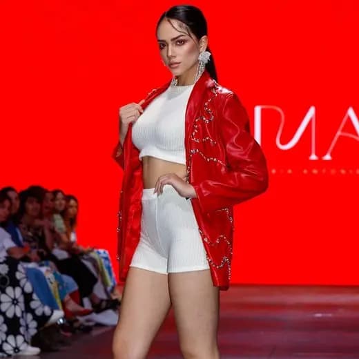 María Antonieta — Primera edición — foto 1